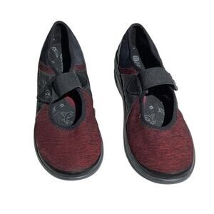 Bzees Reign Mary Jane Sneakers Women’s Size 7W — Athleisure, Comfort, Slip-On